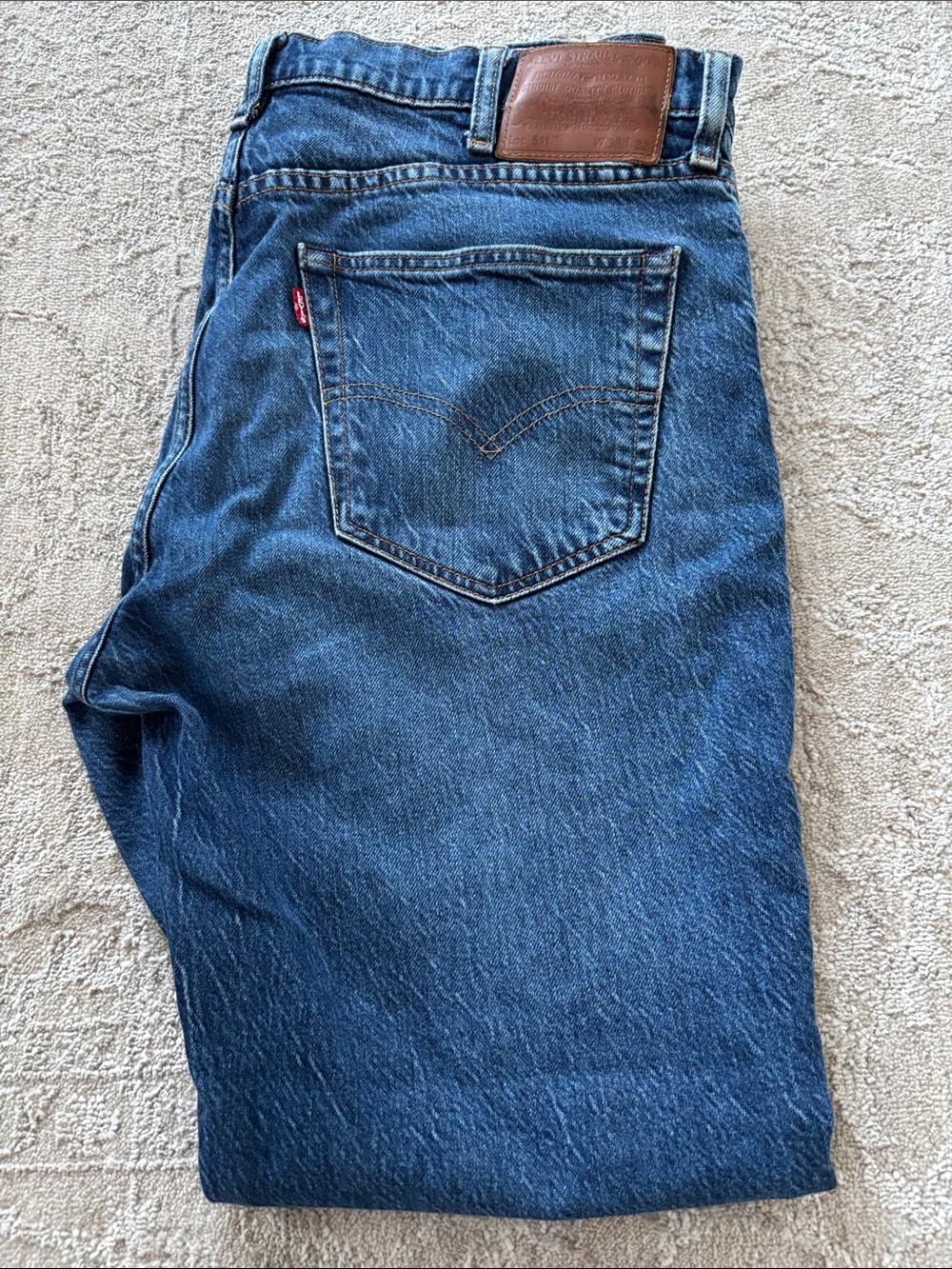 Levi's Men's 511 Dark Blue Relaxed Fit Jeans Leather Tags Premium size 38x32